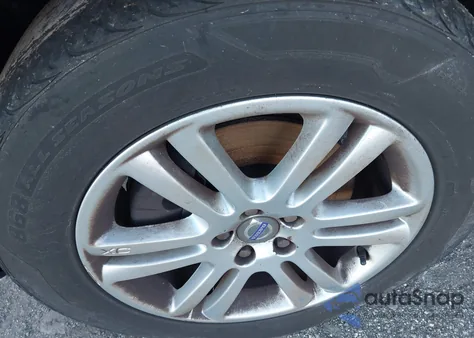 2010 Volvo Xc90 3.2 from USA, damaged, VIN YV4982CZ0A1553486